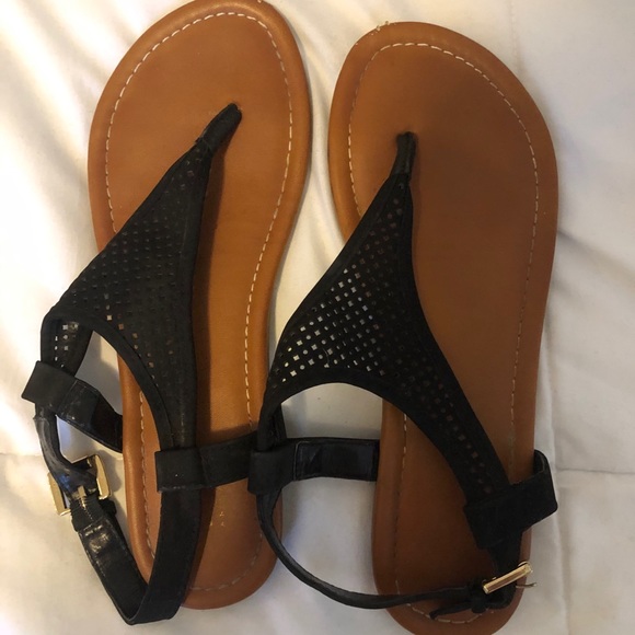 Sandals - Picture 1 of 2